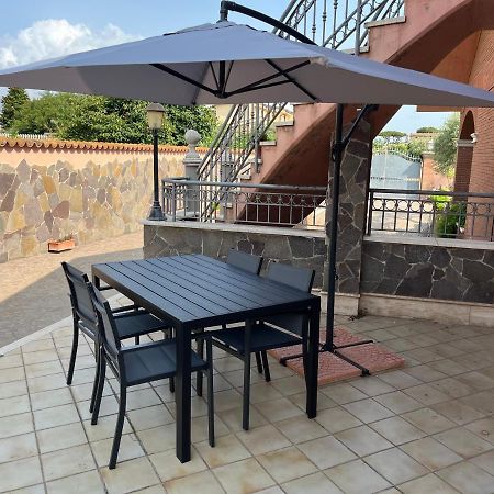Villa Ines Ardea Exterior foto